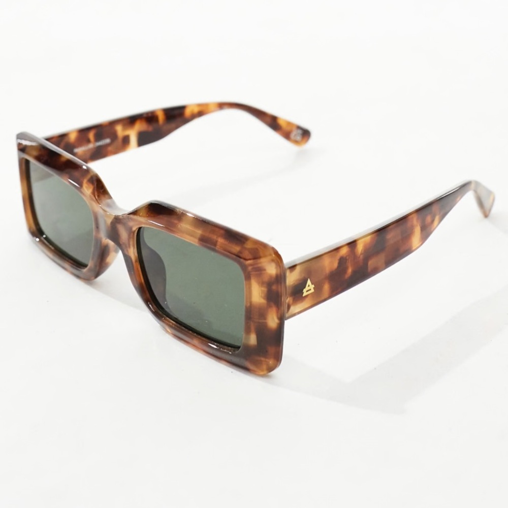 AIRE Parallax Square Sunglasses